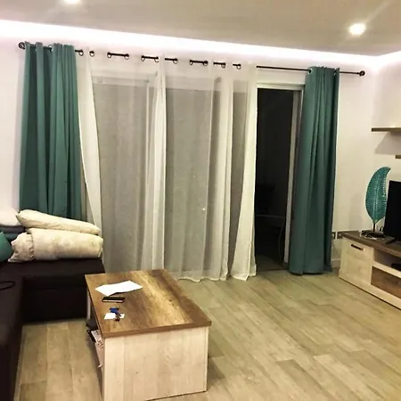 Apartman New Near The In